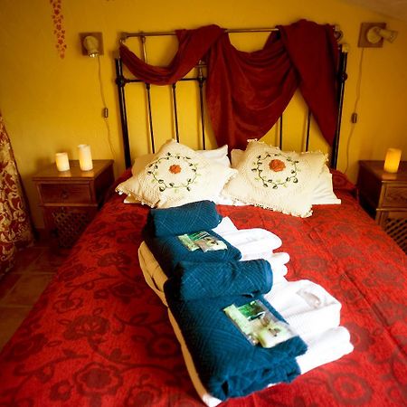 El Rincon De Monasterio Guest House Екстериор снимка