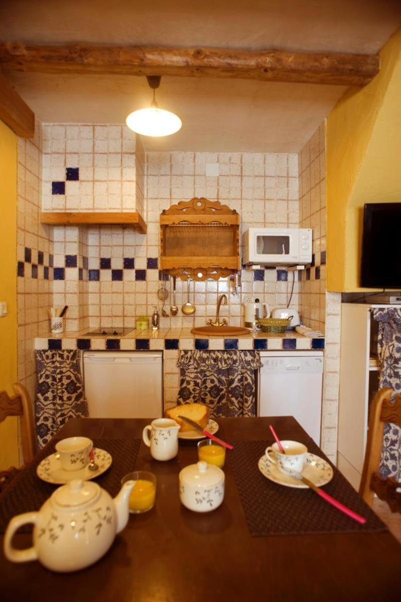 El Rincon De Monasterio Guest House Екстериор снимка
