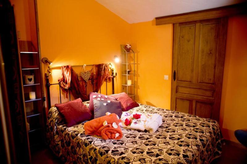 El Rincon De Monasterio Guest House Стая снимка