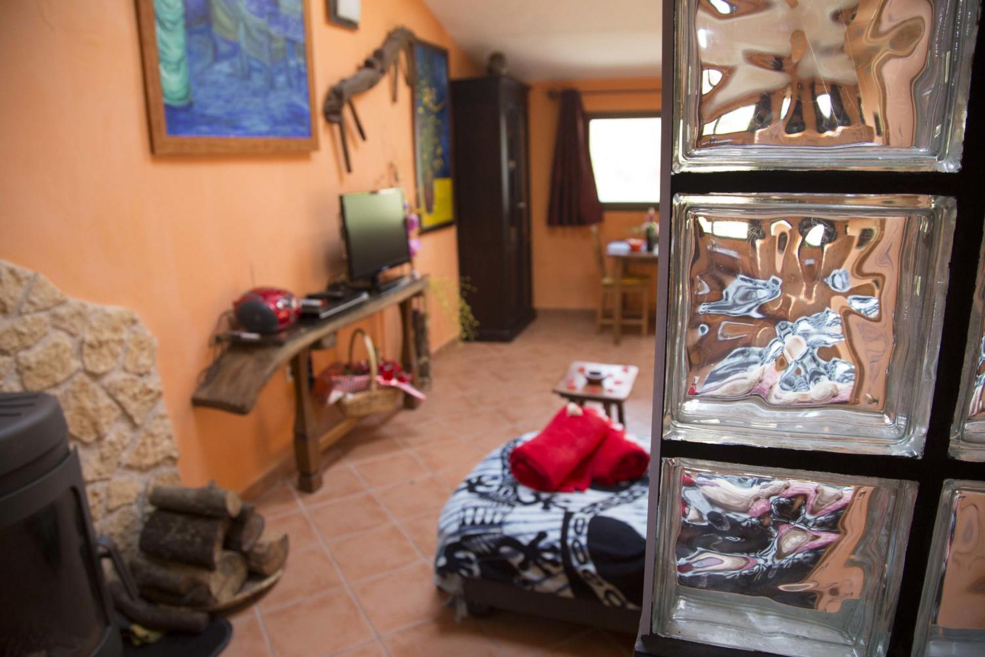 El Rincon De Monasterio Guest House Стая снимка