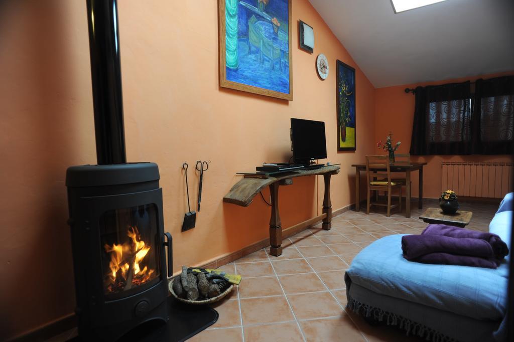 El Rincon De Monasterio Guest House Екстериор снимка
