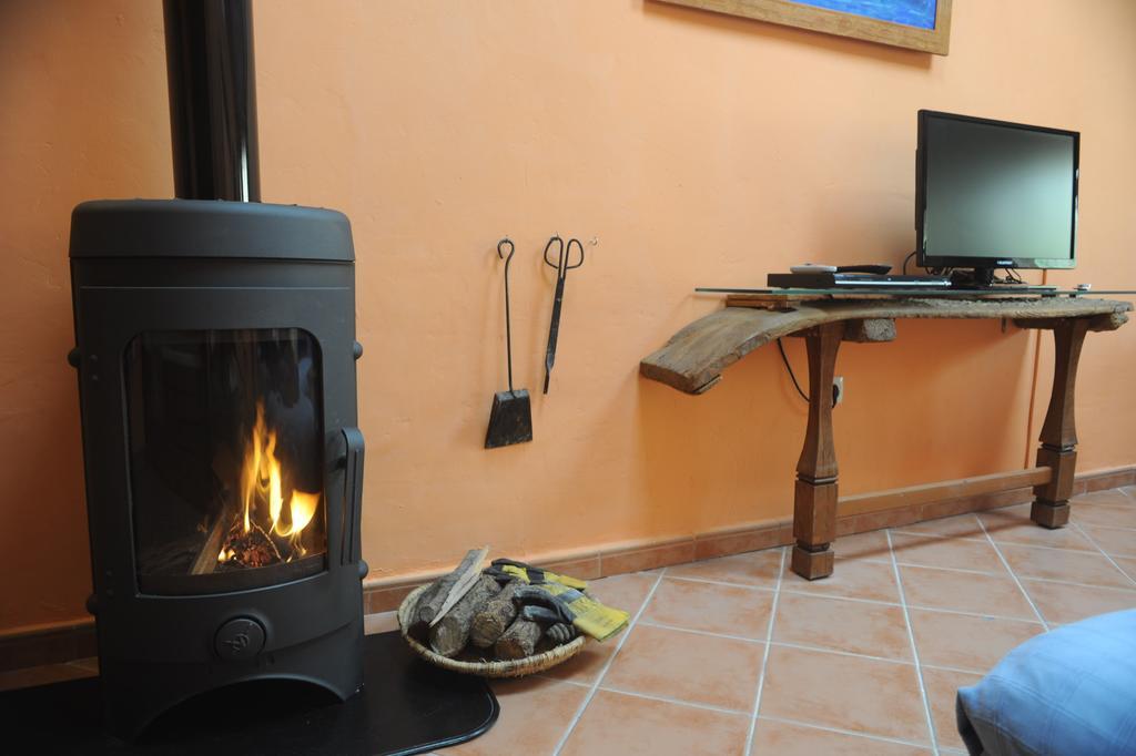 El Rincon De Monasterio Guest House Стая снимка